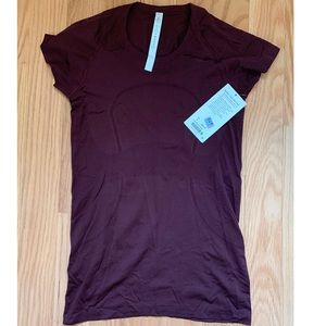 NWT lululemon swiftly tech ss crew in garnet